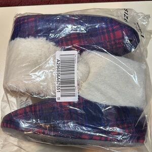Cuddl Duds Men's Plaid Fleece Slippers